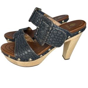 ISOLA Blue Leather Platform Wood Heels Slip On SZ 7.5 Reptile Buckle Retro Boho